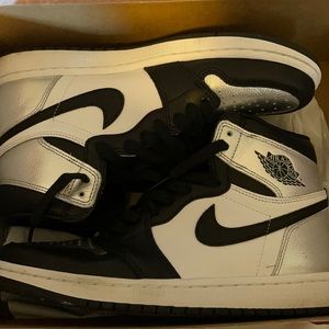 Jordan 1s women’s size 8.5